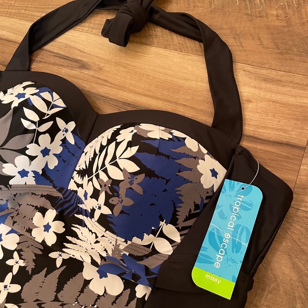 Tropical Escape Women's Floral Blue and Black Swimsuit Size 18W - Picture 10 of 12